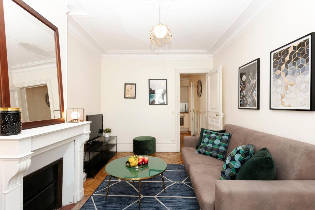 Latin Quarter With Balcony - Cityapartmentstay Parigi Esterno foto
