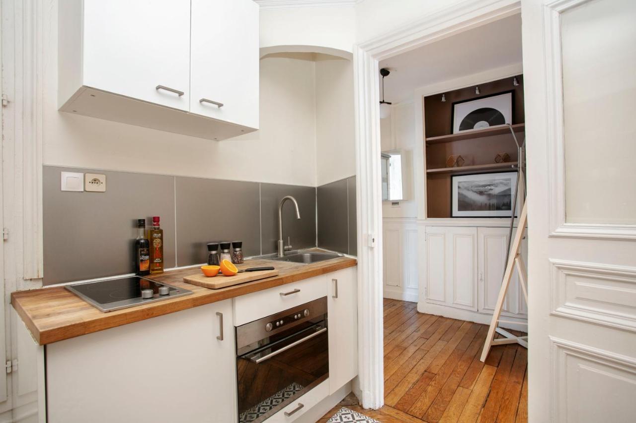 Latin Quarter With Balcony - Cityapartmentstay Parigi Esterno foto