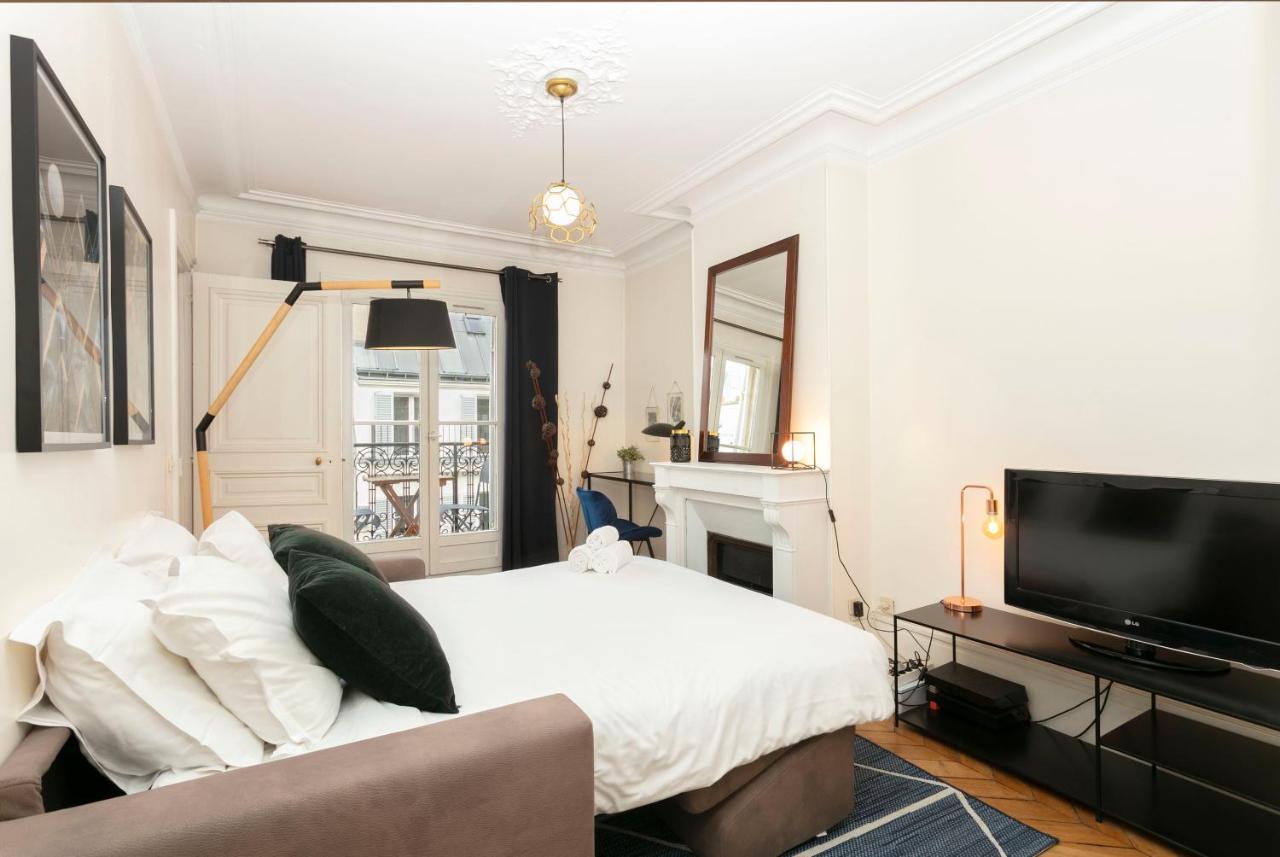 Latin Quarter With Balcony - Cityapartmentstay Parigi Esterno foto